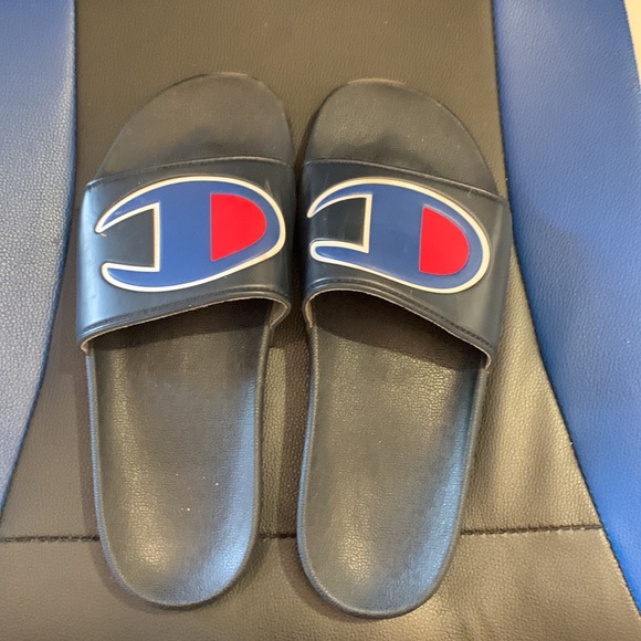 Champion Slides - Slip-ons - Picture 2 of 3